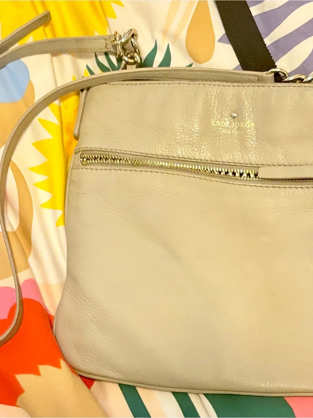 Kate Spade Beige Pebbled Leather Zipper Crossbody Bag Shoulder Purse